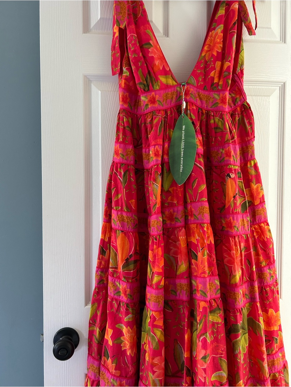 Farm Rio Solar Forest Floral V‑Neck Tiered Maxi Dress Bright Pink NWT XL - Picture 3 of 7